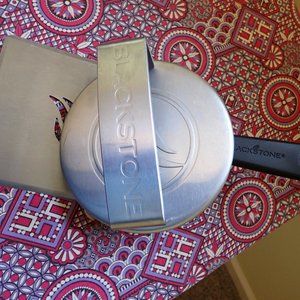 Blackstone Stainless Steel Press & Sear Burger Tool and  Hamburger Spatula